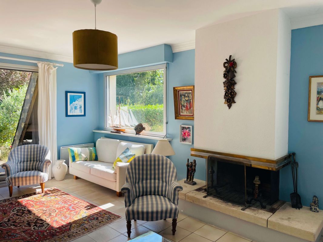 2000f122b824c055c2fee1b9982e249b