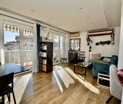 A louer APPARTEMENT T2 49 M2 TERRASSE BORD DE MER CANNES