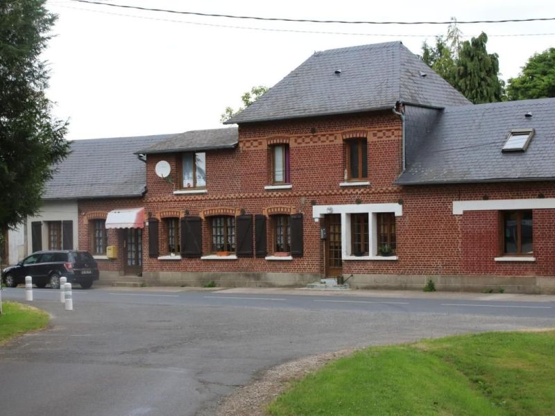 A louer APPARTEMENT  270 M2  MARQUES