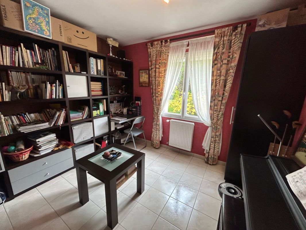 c28e69a0992d54c7553441019124dd39.