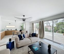 A vendre Maison 4 PIECES de 92 m&sup2; proche MER au calme La Seyne-sur-Mer