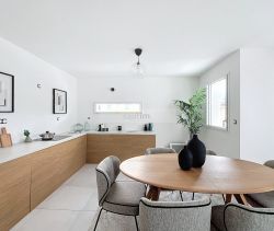 A vendre Maison 4 PIECES de 92 m&sup2; proche MER au calme La Seyne-sur-Mer