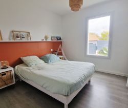 A vendre MAISON  4 PIECES 83 M2 BORD DE MER TALMONT SAINT HILAIRE