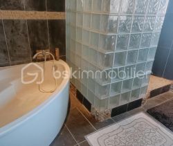 A louer APPARTEMENT DUPLEX T3 64 M2 BORD DE MER LA SEYNE SUR MER