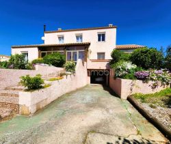 A louer MAISON  7 PIECES 197 M2  PEZENAS