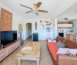 A louer APPARTEMENT T3 64 M2 BORD DE MER LA SEYNE SUR MER