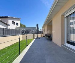 A louer MAISON  5 PIECES 111 M2  BOMPAS