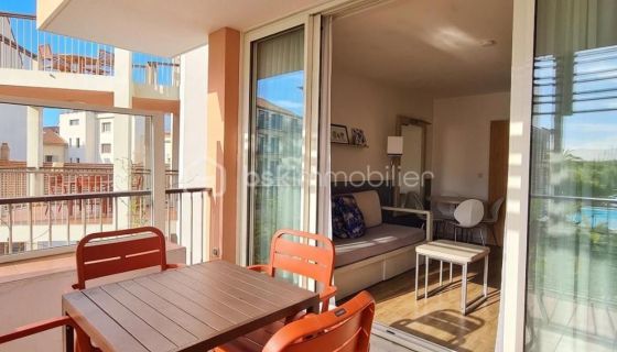 A louer APPARTEMENT T2 32 M2 TERRASSE BORD DE MER ANTIBES