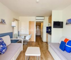 A louer APPARTEMENT T2 32 M2 TERRASSE BORD DE MER ANTIBES