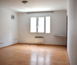 A louer APPARTEMENT T2 44 M2 BORD DE MER NARBONNE