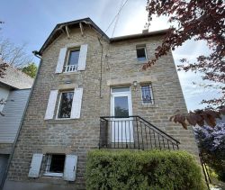 A vendre VILLA BALNEAIRE 9 PIECES 177 M&sup2;  vue mer le quartier de La Garde  Saint-Cast Le Guildo