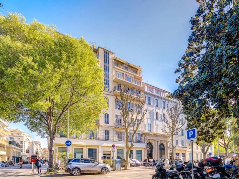 A louer APPARTEMENT T2 38 M2 BORD DE MER NICE