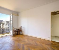 A louer APPARTEMENT T2 38 M2 BORD DE MER NICE