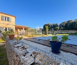 A louer MAISON  5 PIECES 116 M2  UZES