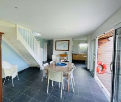 A vendre CHARMANTE  maison d'architecte 4 PIECES PLAGE A PIEDS LA FORET FOUESNANT