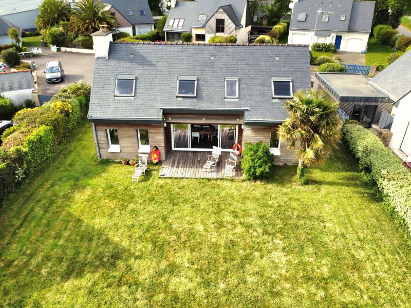 A vendre CHARMANTE  maison d'architecte 4 PIECES PLAGE A PIEDS LA FORET FOUESNANT