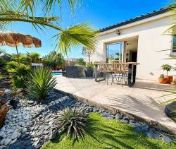 A louer MAISON  CONTEMPORAINE BORD DE MER LES MATHES