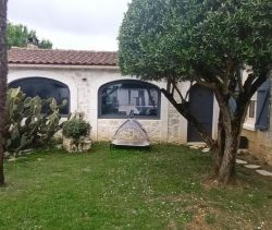A louer MAISON  DE MAîTRE BORD DE MER SAUJON