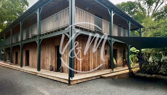 A vendre SUPERBE VILLA DE PRESTIGE 8 PIECES 280 M&sup2; BORD DE MER Lanton