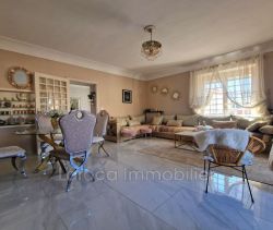 A vendre MAISON  6 PIECES 175 M2  LE PERTHUS Village