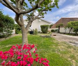A vendre MAISON  3 PIECES 103 M2  SAINT VIVIEN DE MEDOC campagne