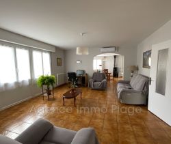 A vendre MAISON  3 PIECES 103 M2  SAINT VIVIEN DE MEDOC campagne