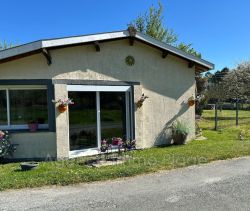 A vendre MAISON  5 PIECES 166 M2  GAILLAN EN MEDOC campagne