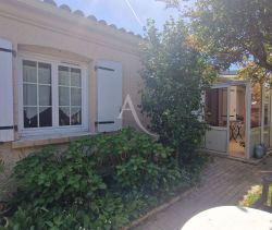 A vendre MAISON  5 PIECES 96 M2 BORD DE MER TALMONT SAINT HILAIRE