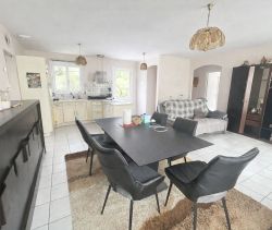 A vendre MAISON  4 PIECES 95 M2 BORD DE MER SAINT JEAN DE MONTS