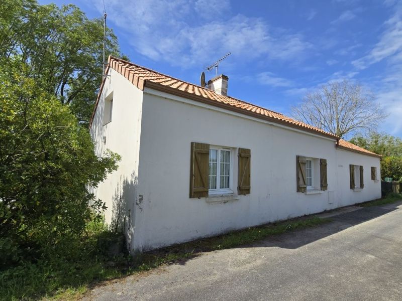 A vendre LONGèRE  3 PIECES 97 M2 BORD DE MER SAINT JEAN DE MONTS