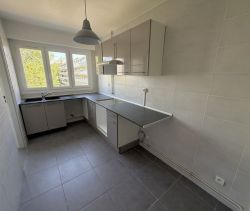 A louer APPARTEMENT T3 65 M2  MARSEILLE 13EME