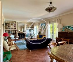 A vendre belle Villa familiale 220 m&sup2; 9 pieces Andernos-les-Bains
