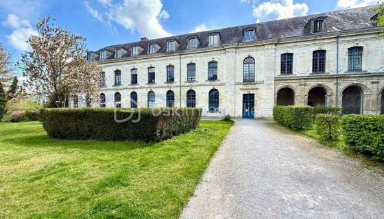A louer APPARTEMENT DUPLEX T5 124 M2  AMIENS
