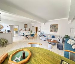 A louer MAISON  DE MAîTRE PLAGE à PIED LA SEYNE SUR MER