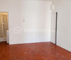 A louer STUDIO  28 M2  AIX EN PROVENCE