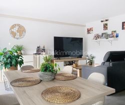 A louer APPARTEMENT T2 54 M2 TERRASSE BORD DE MER CANNES