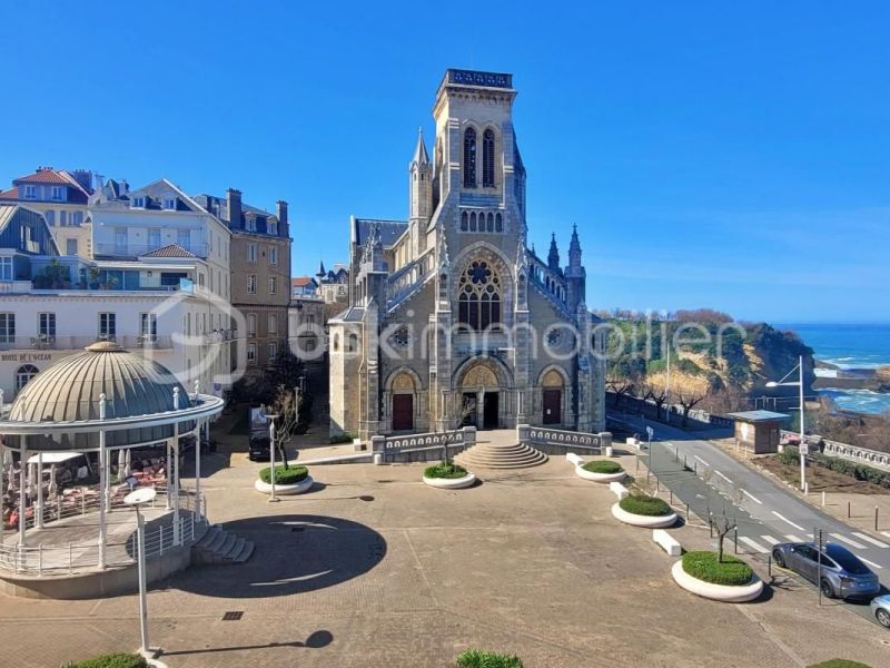 A louer APPARTEMENT T3 54 M2 BORD DE MER BIARRITZ