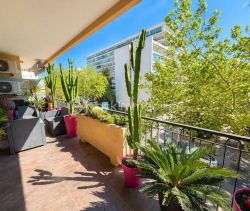 A louer APPARTEMENT T2 51 M2 TERRASSE BORD DE MER CANNES