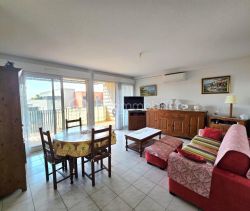 A louer APPARTEMENT T3 63 M2 BORD DE MER BALARUC LES BAINS