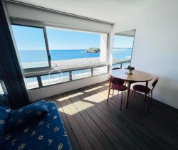A louer STUDIO DE PRESTIGE  41 M2 VUE MER BANDOL