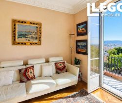 A louer MAISON  DE MAîTRE VUE MER NICE