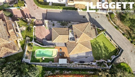 A louer MAISON  4 PIECES 150 M2 BORD DE MER NICE