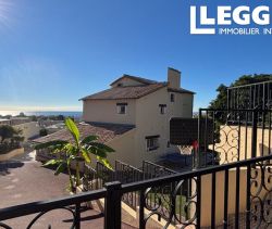 A vendre MAISON  242 M2 VUE MER CAGNES SUR MER