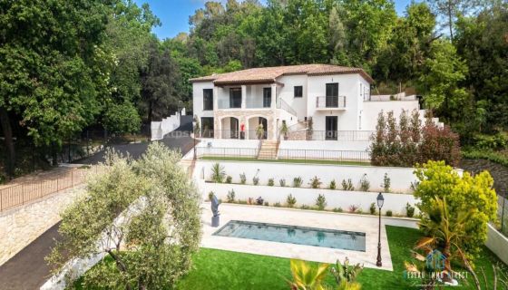 A vendre MAISON  10 PIECES 300 M2  ROQUEFORT LES PINS