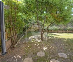 A louer APPARTEMENT T2 42 M2 TERRASSE BORD DE MER ANTIBES