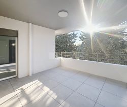 A vendre APPARTEMENT T4 88 M2 TERRASSE BORD DE MER LA CIOTAT