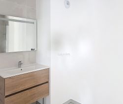 A vendre APPARTEMENT T4 88 M2 TERRASSE BORD DE MER LA CIOTAT
