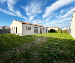 A louer MAISON  5 PIECES 140 M2  MEDIS
