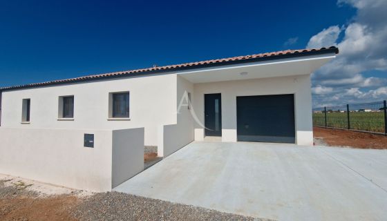 A vendre MAISON  4 PIECES 122 M2 BORD DE MER TALMONT SAINT HILAIRE