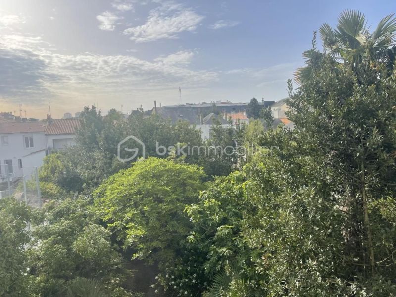 A louer APPARTEMENT T3 72 M2 BORD DE MER LES SABLES D OLONNE